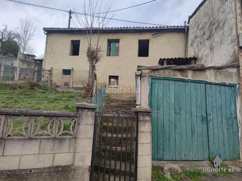 Foto de463dd4-7e4f-4f1f-b9c8-018a7421e440. Casa con parcheggio in Sama Langreo