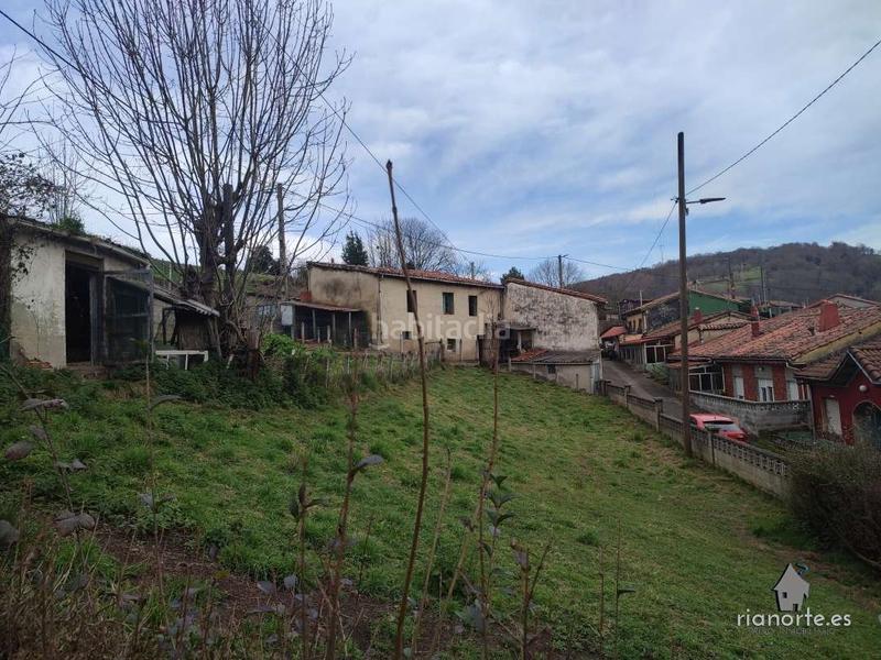 Foto e9a3e31a-3608-41a1-a69f-2af1db185bb6. Casa con parcheggio in Sama Langreo
