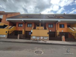 Casa adossada  Avenida de la reguera (urbanización la pomar). Precioso chalet de 3 dormitorios adosado en la felguera  con gar
