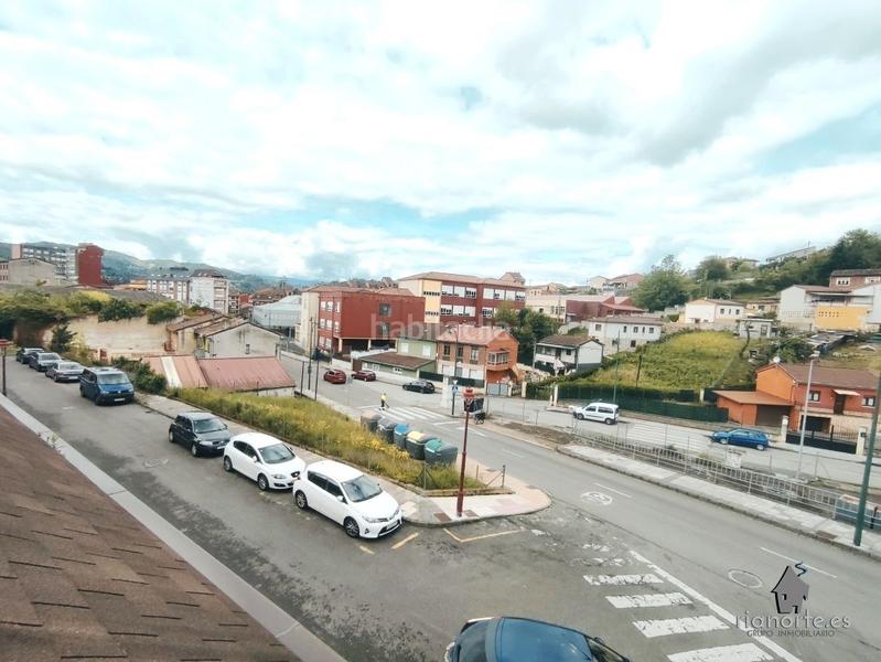 Foto 775550e1-58fd-47b6-9608-e86ae5d0332a. Casa adossada amb calefacció aparcament a La Felguera Langreo