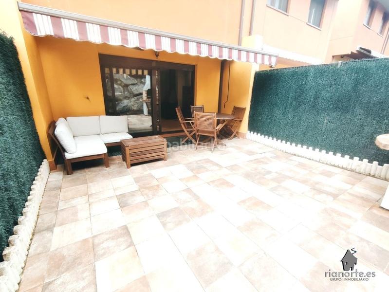 Foto b79132f1-c75e-4ff4-89dc-cea7f1a62cb0. Casa adossada amb calefacció aparcament a La Felguera Langreo