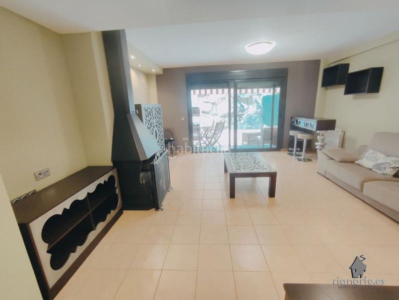 Foto cb051649-aee6-4c65-a75d-b97b87c48435. Casa adossada amb calefacció aparcament a La Felguera Langreo