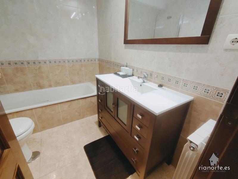 Foto ee713d94-0d94-44db-bd50-5c7d18782d54. Casa adossada amb calefacció aparcament a La Felguera Langreo