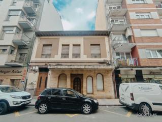 Casa adossada  Calle norte. Casa con terraza  en el centro de la felguera con local comercia