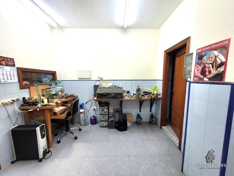 Foto d3d7c0ad-37d6-4768-8ed8-2fced1309baf. Local comercial a La Felguera Langreo