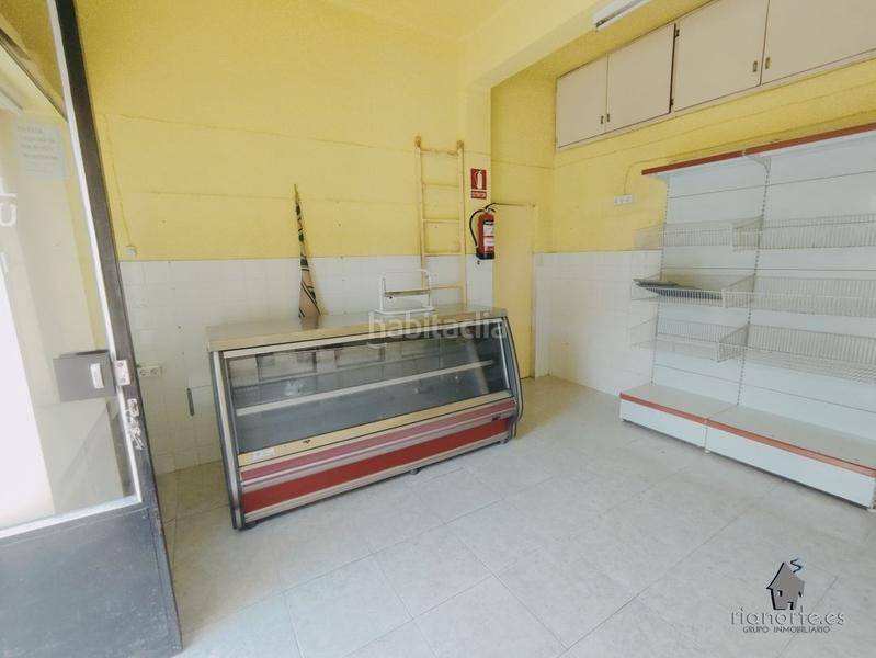 Foto a79022f2-0016-46d9-8f64-dc7352e15d18. Lloguer local comercial a La Felguera Langreo