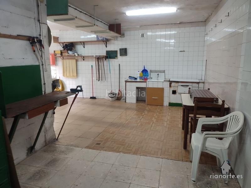 Foto bde7fa06-c2e7-4799-abbc-df4f9847a387. Lloguer local comercial a La Felguera Langreo