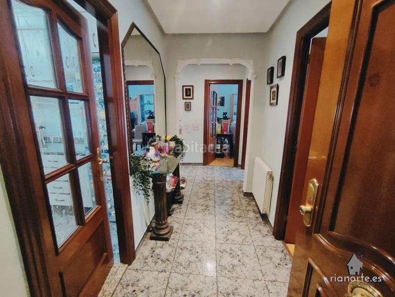 Foto 32992dcf-17ab-4721-877c-09a0310f95f0. Piso  de 3 dormitorios y un baño en ciaño en tras el canto . para entrar a vivir !! en Langreo