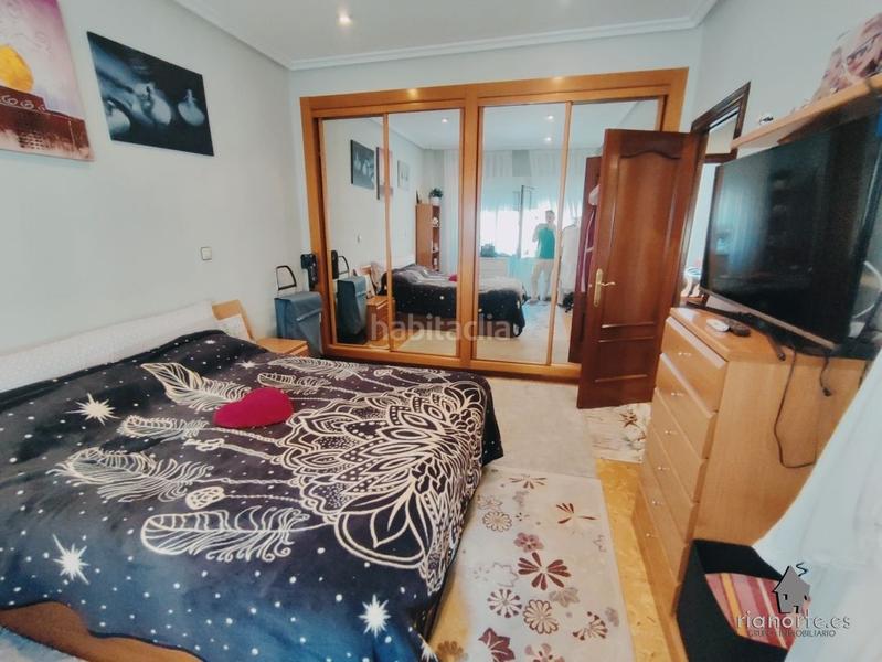Foto 484b6215-6139-4a97-8b40-235d14496a1a. Piso  de 3 dormitorios y un baño en ciaño en tras el canto . para entrar a vivir !! en Langreo