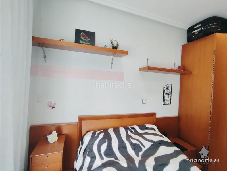 Foto 48a7eb73-faa1-4dd4-871c-dcb2e5e69aff. Piso  de 3 dormitorios y un baño en ciaño en tras el canto . para entrar a vivir !! en Langreo