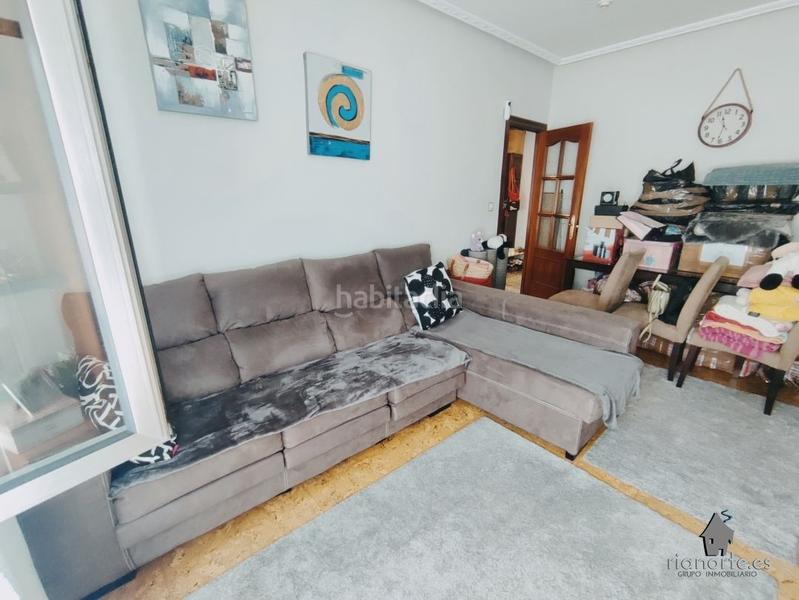 Foto 8cf2adc9-d0d3-462e-9961-733a23a8b1b1. Piso  de 3 dormitorios y un baño en ciaño en tras el canto . para entrar a vivir !! en Langreo