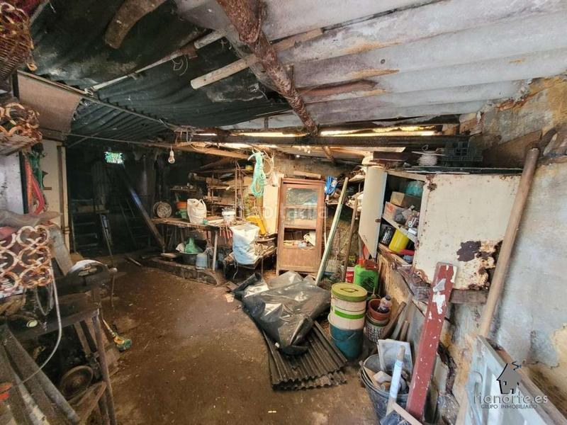 Foto c42a0c68-c932-4948-aa39-643d7df77834. Casa  independiente de planta baja y piso con terreno . infórmese sin compromiso !! en Langreo