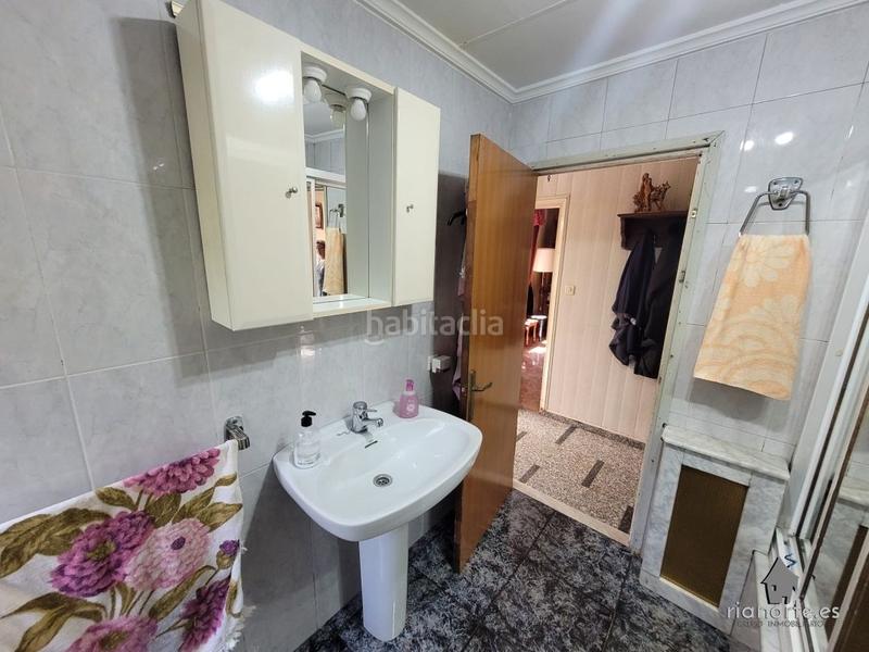 Foto ce98c1ac-37d0-4f2f-beed-ee4fdfcb1e3e. Casa  independiente de planta baja y piso con terreno . infórmese sin compromiso !! en Langreo
