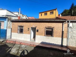Casa  Cs florida langreo (florida, 32). Pequeña casa adosada de 2 dormitorios  en langreo.  oportunidad