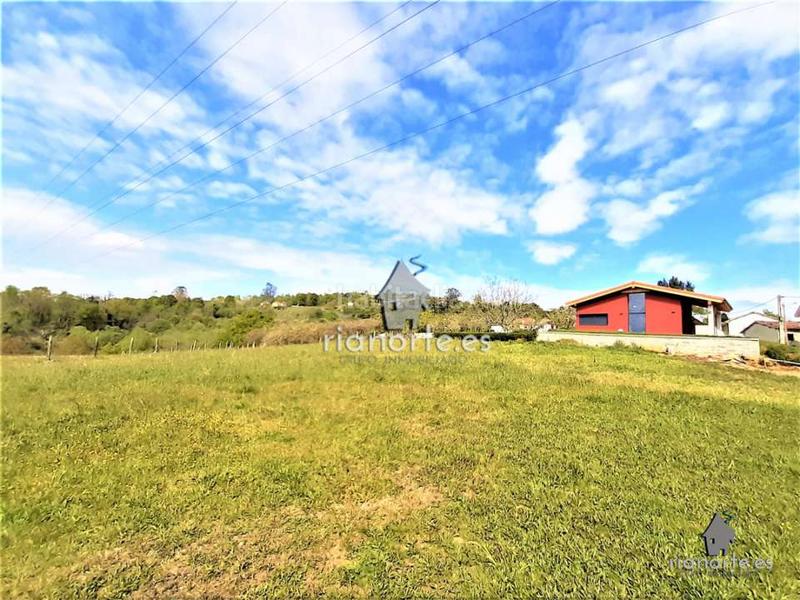 Foto ec83943e-1d76-4e36-9b20-982829203b6d. Residential plot in Quintana Madrid