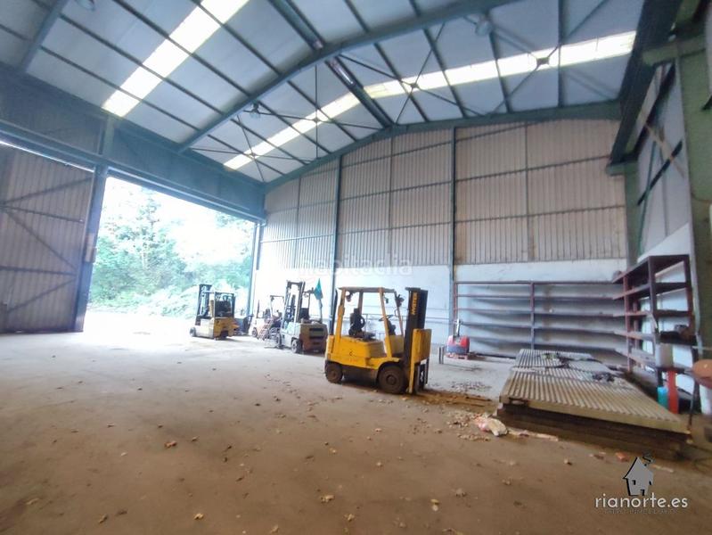 Foto 84b1e65c-997e-47d2-99d5-8fda9bc0e7cf. Bâtiment à usage industriel dans Lada Langreo