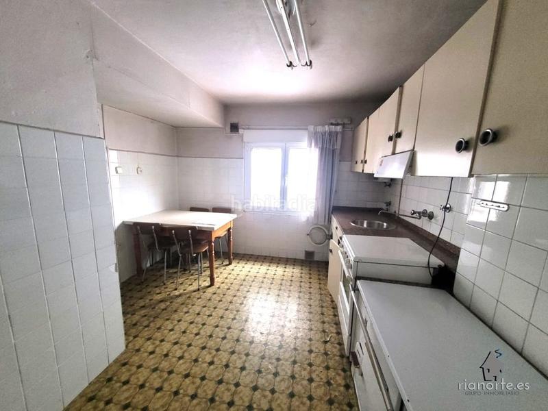 Foto 4238c66c-e28e-4292-b26c-f661db304bfd. Appartamento con riscaldamento in La Felguera Langreo