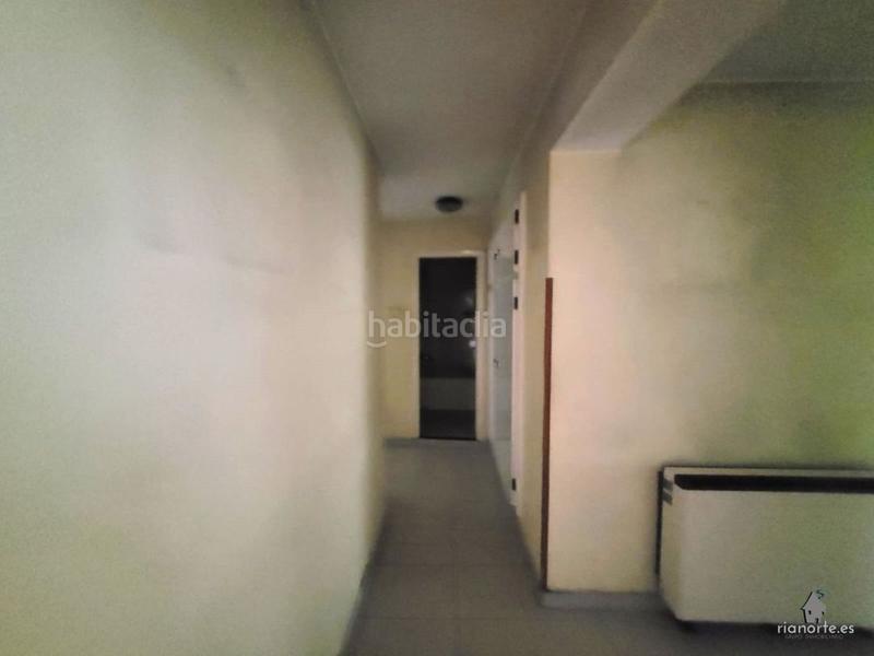 Foto 4ad1232f-8430-4efc-bf5f-4de04debe19d. Appartamento con riscaldamento in La Felguera Langreo