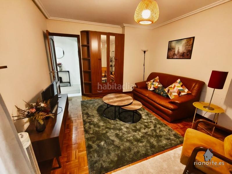 Foto 004eceee-4ca9-4194-9c33-73443fffcfce. Rent flat with heating in Sama Langreo