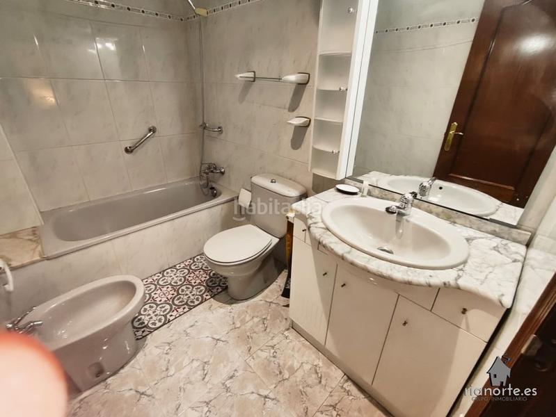 Foto cb70c71a-4912-4e72-9137-aba5f9d4e16d. Rent flat with heating in Sama Langreo