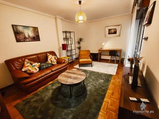 Rent Flat  Calle enrique jardón celaya. Apartamento de un dormitorio con terraza en el centro de sama.