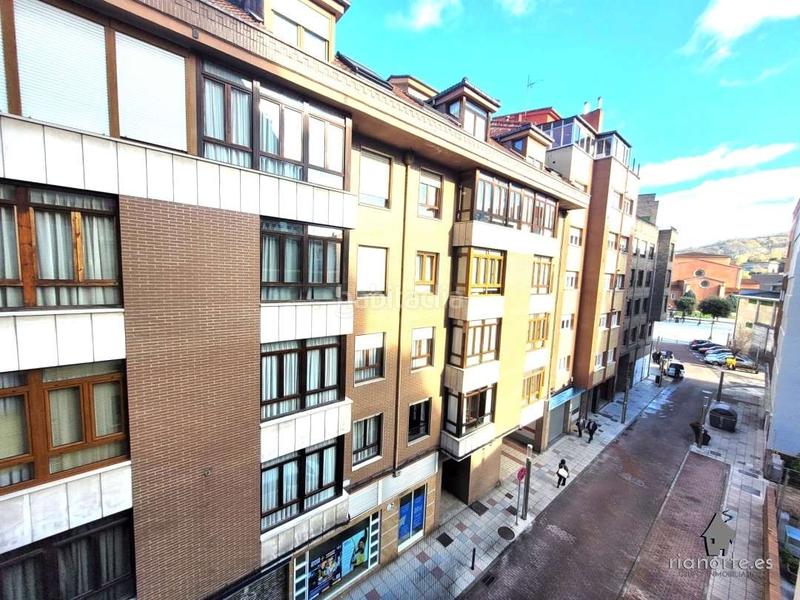 Foto 0705bdc8-edcc-41c2-ae3c-bb66791ddf1f. Etagenwohnung mit heizung in La Felguera Langreo