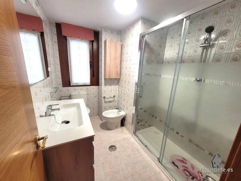 Foto 18a21007-4d56-41a9-9957-bb871f926818. Etagenwohnung mit heizung in La Felguera Langreo