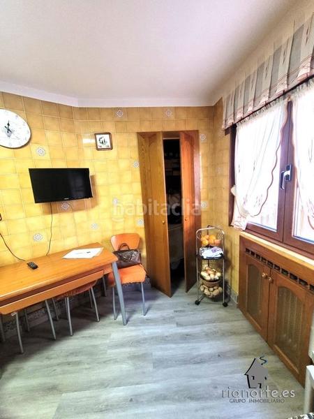 Foto 1e54a36f-6205-497c-8379-97b128a0ea22. Etagenwohnung mit heizung in La Felguera Langreo