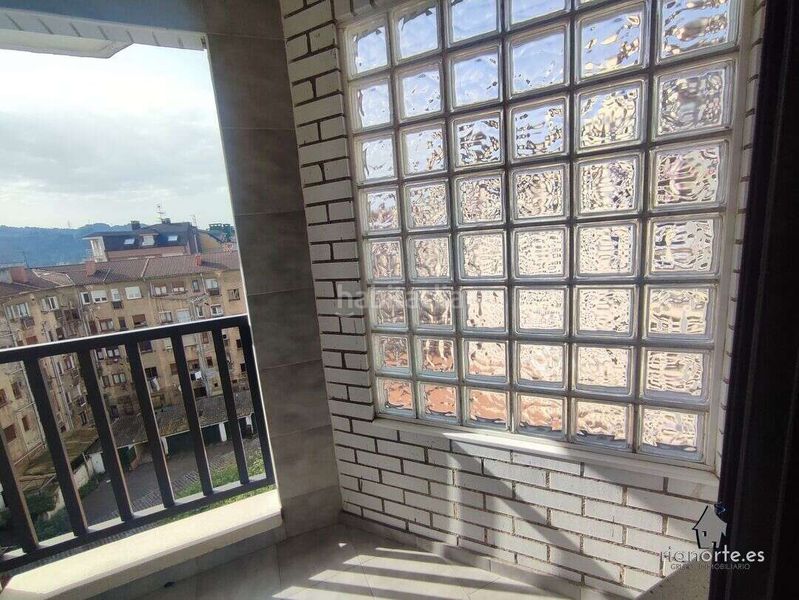 Foto 2d1fdec5-1fa7-43cc-a7d1-8453b2a959b2. Pis amb calefacció aparcament a La Felguera Langreo