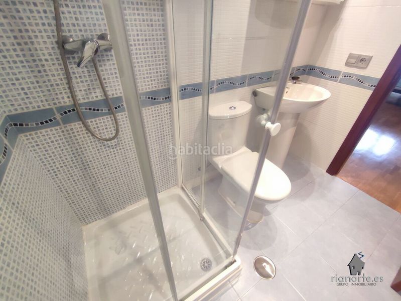 Foto 444df4b0-210c-48d0-996c-d075fda2dbb6. Pis amb calefacció aparcament a La Felguera Langreo