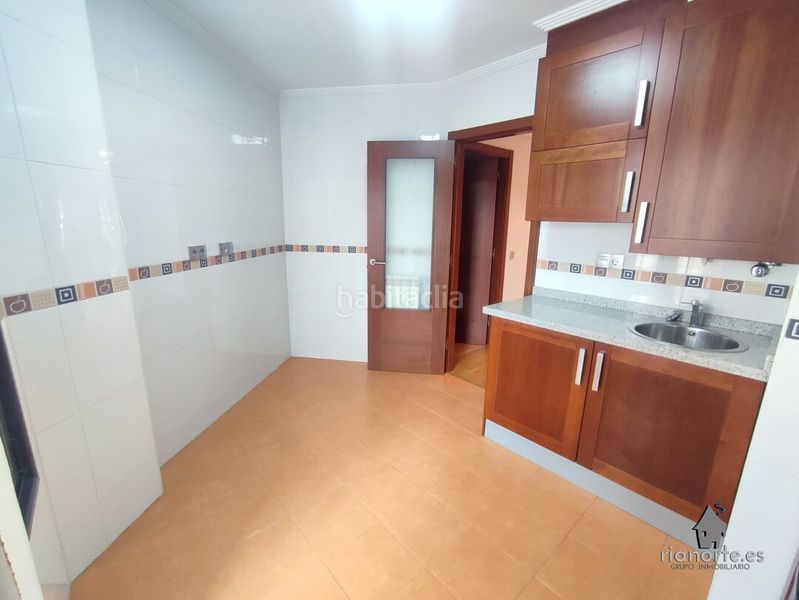 Foto 5705c99a-8e8e-4d9a-91eb-9a597de2510f. Pis amb calefacció aparcament a La Felguera Langreo