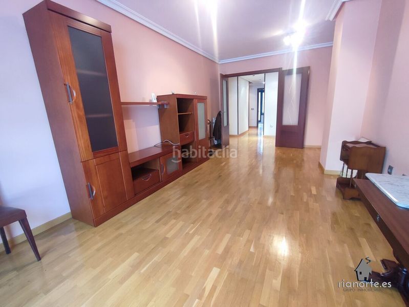 Foto af5bae44-e223-496f-9992-dfc1957d052c. Pis amb calefacció aparcament a La Felguera Langreo