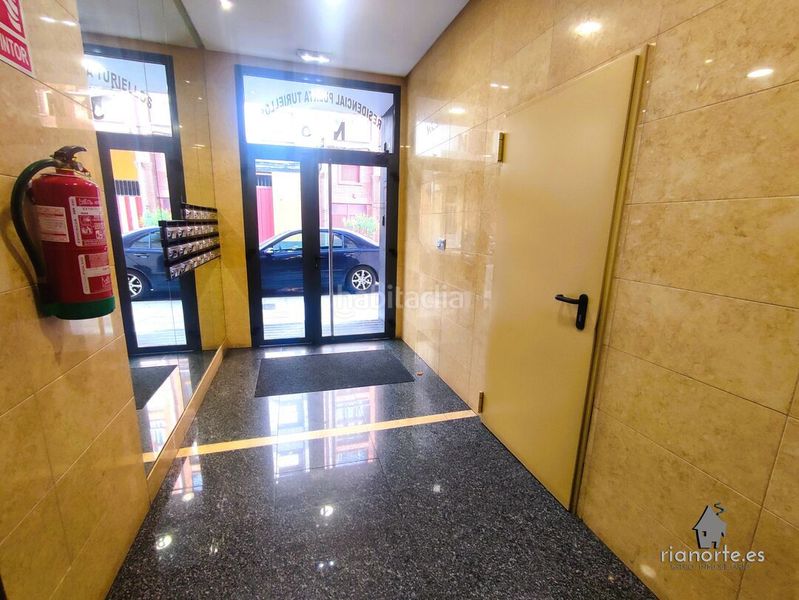 Foto d6d14788-80a3-4280-9d29-95ad39ff4c56. Pis amb calefacció aparcament a La Felguera Langreo