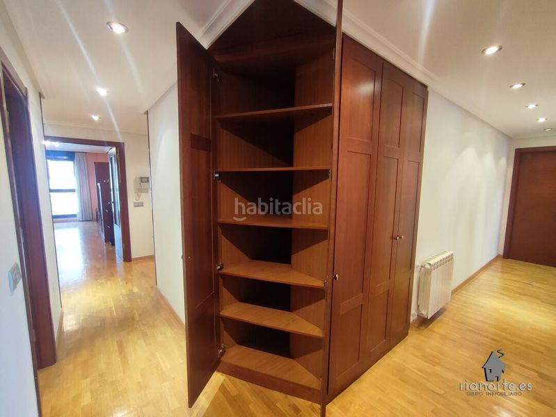 Foto d96b77a4-463b-4047-b673-3457b15526a5. Pis amb calefacció aparcament a La Felguera Langreo