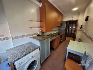 Miete Etagenwohnung  Calle belarmino tomás. Piso en alquiler en la felguera, de tres dormitorios, con garaje