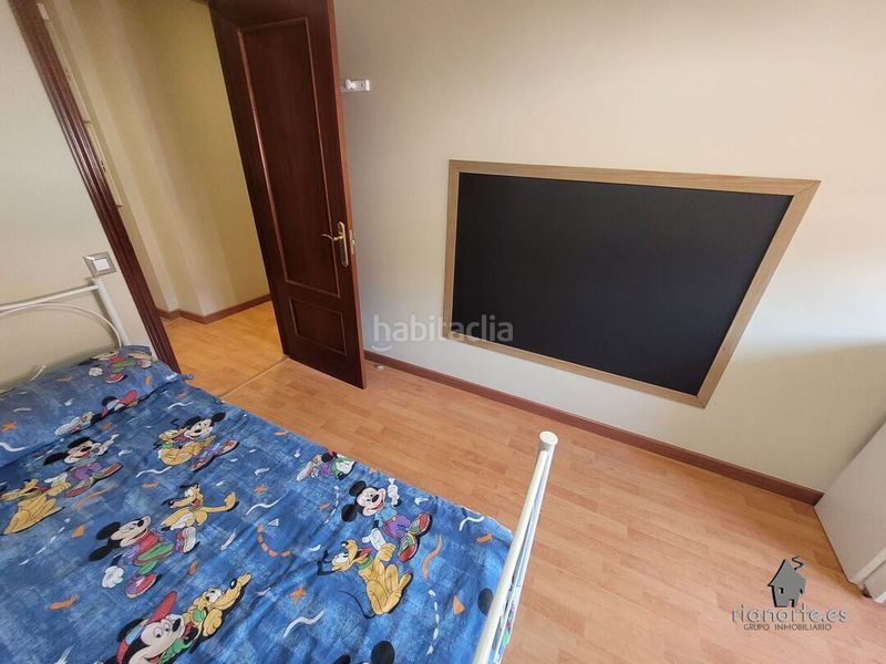 Foto 6c23ca3a-1ffa-4220-b395-e0e2204990c4. Lloguer pis amb calefacció aparcament a La Felguera Langreo