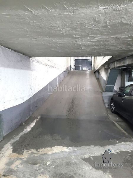 Foto efceea1b-c46a-4b93-b6ea-e4a0eeadd59d. Posto auto in Sama Langreo