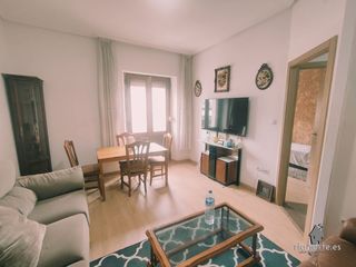 Pis  Avenida pablo picasso. Piso de 3 dormitorios con galería,  baño  y aseo en la felguera.