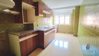 Appartamento  Calle celestino cabeza. Magnifica vivienda en el centro de la felguera de 3 dormitorios