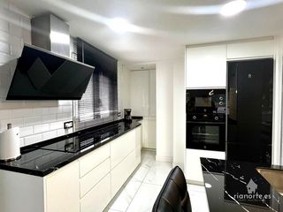 Flat in La Felguera. Precioso piso de 3 dormitorios en el centro de la felguera con v