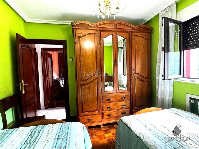 Foto 5b7c0061-d9eb-4175-8d14-9845cd5429f3. Casa adossada amb calefacció a La Felguera Langreo