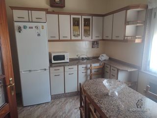 Miete Etagenwohnung  Barrio viviendas proteg tuill. Piso, en alquiler en tuilla, de dos dormitorios y baño con plato