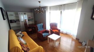Appartamento in La Felguera. Piso muy amplio con grandes habitaciones