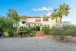 Masia a Font de Sa Cala. Finca en font de sa cala con licencia de alquiler turãstico