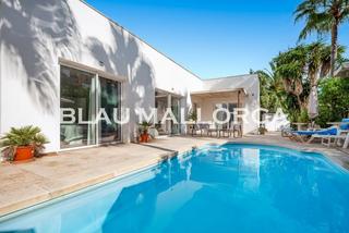 Casa bifamiliare in Port Nou - Port Verd - Port Vell. Chalet idãlico en port verd