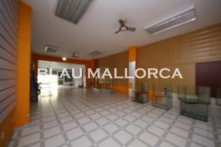Local Comercial a Cala Millor. Local en ventaalquiler en cala millor