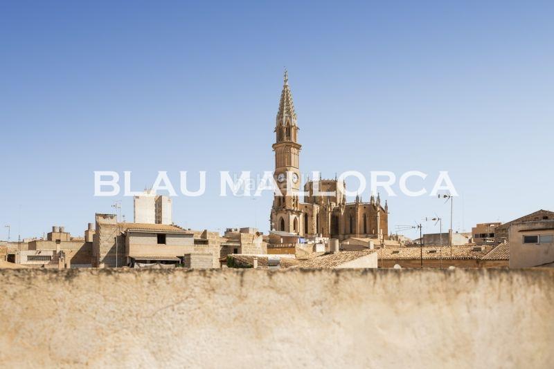 Foto f06a39c8-6107-4af6-811c-b1c0c4f6b85e. Casa pareada casa en Manacor centre Manacor