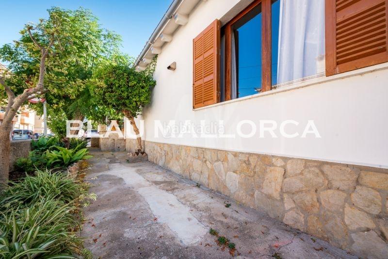 Foto fc18a5c0-886b-4ba1-9cfe-7cb155712999. Casa pareada casa en Cala Ratjada con cocheras en Capdepera