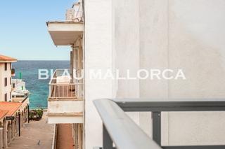Appartement à Cala Ratjada. Ãtico reformado con terraza y vistas al mar