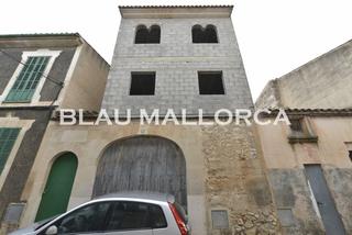 Casa aparellada a Porreres. Edificio en porreres.